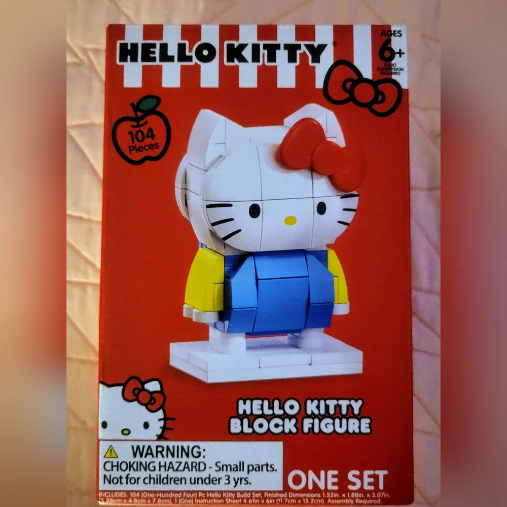 NIB Sanrio Hello Kitty Building Block Figure Set, 104 Pieces, 6+‎